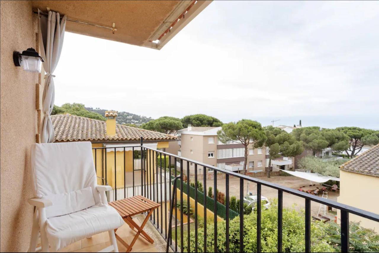 Bonita Casa Adosada Con Jardin Privado Y Piscina Comunitaria Calella De Palafrugell Esterno foto